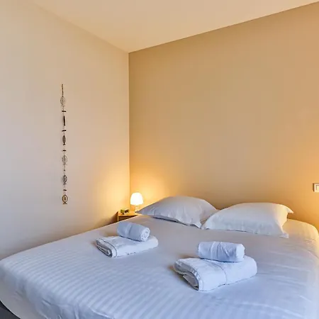 Maison Individuelle Les Pinsons A בית נופש שאלאן